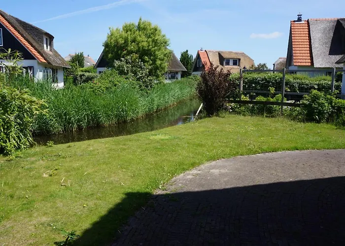 Villa Buitenplaats 30 *